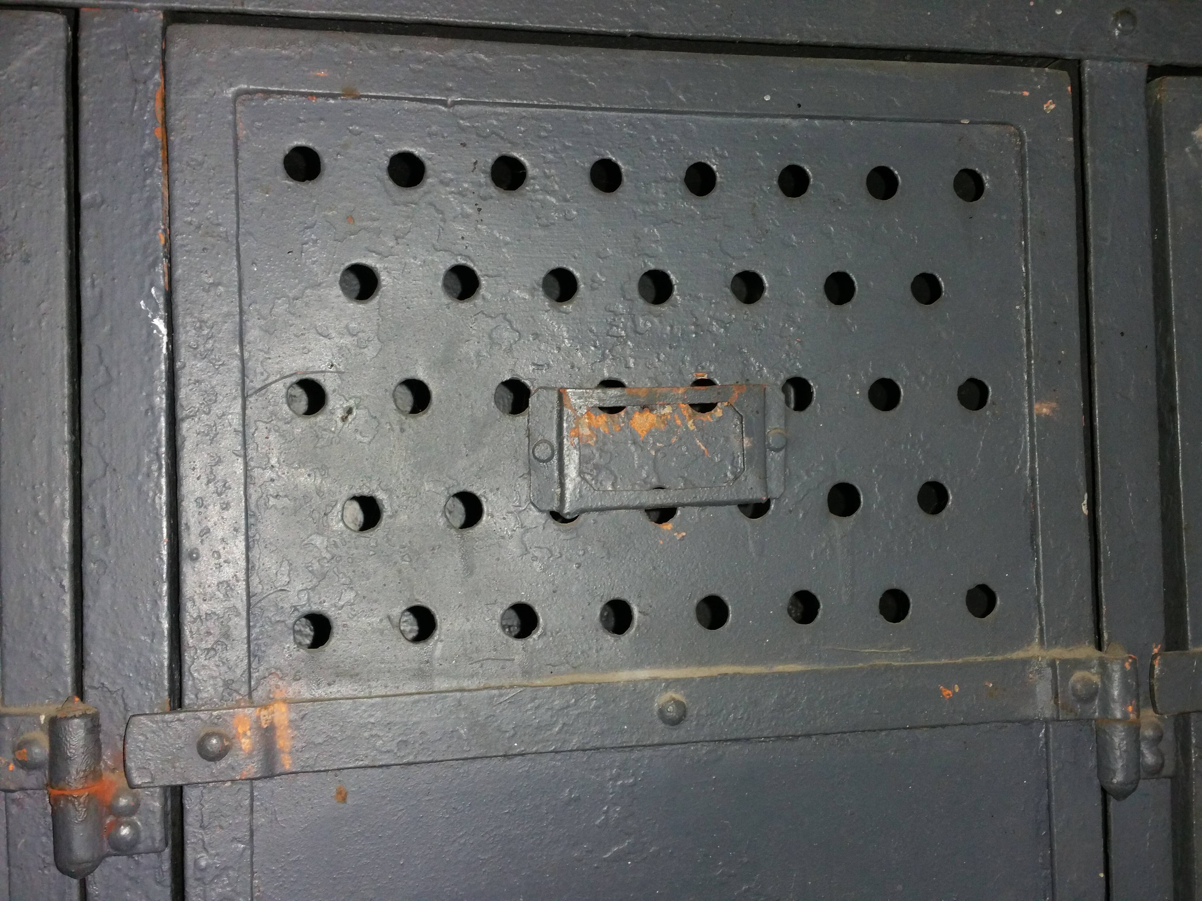 Industrial wardrobe 5-door of the 1930s