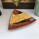 Ceramic pocket emptying dish