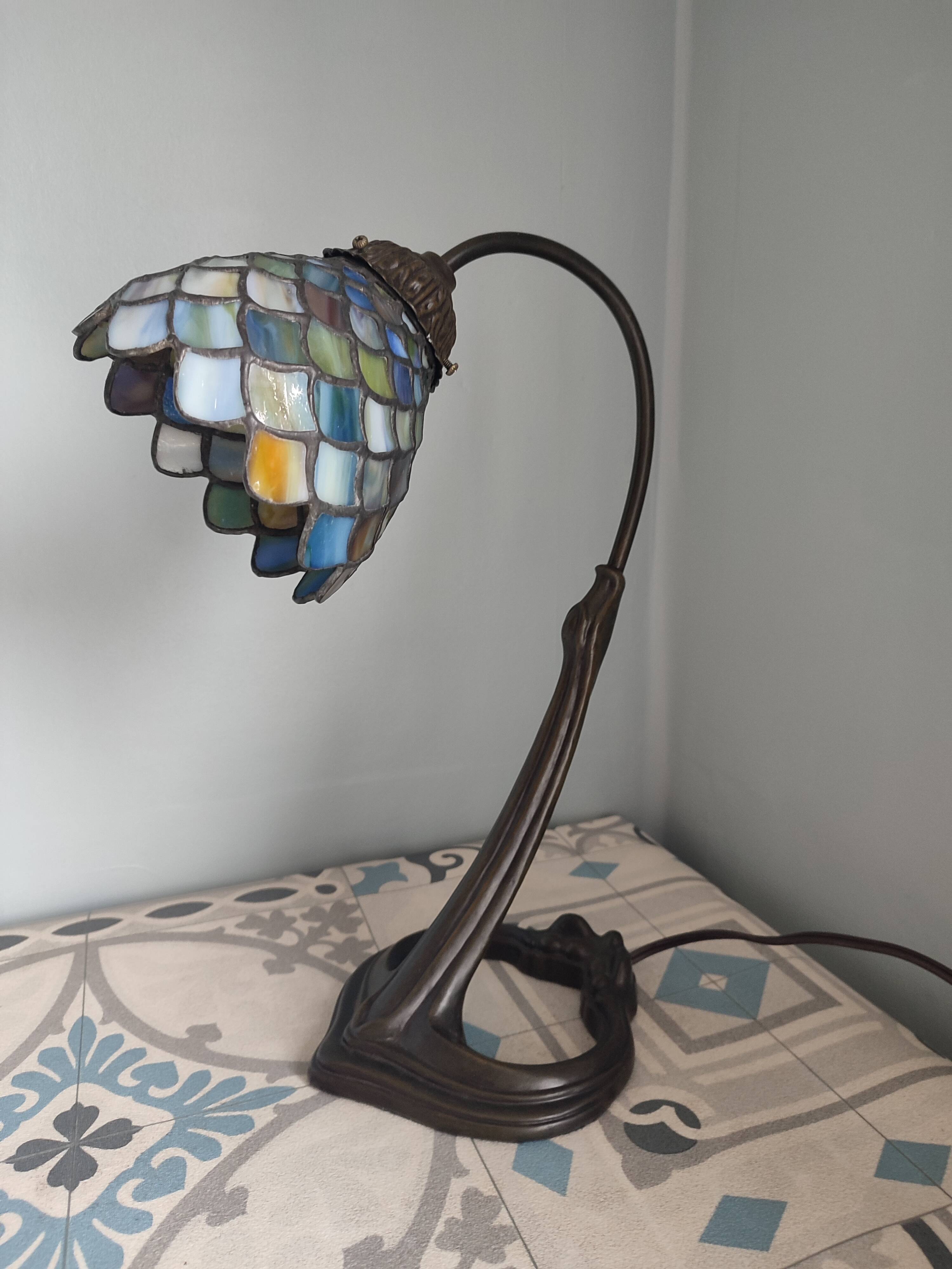 Tiffany table lamp art deco style