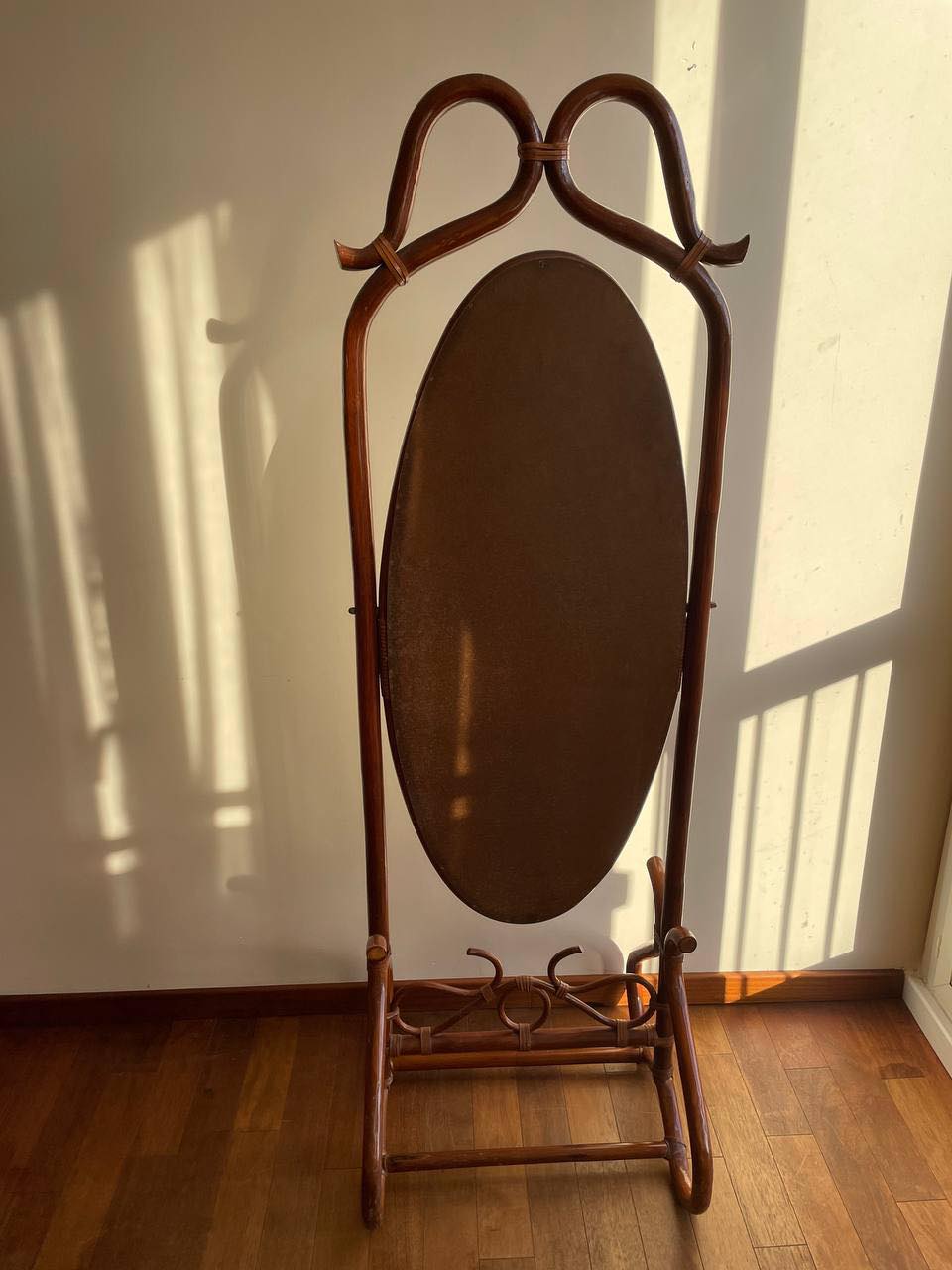 Psyché miroir rotin