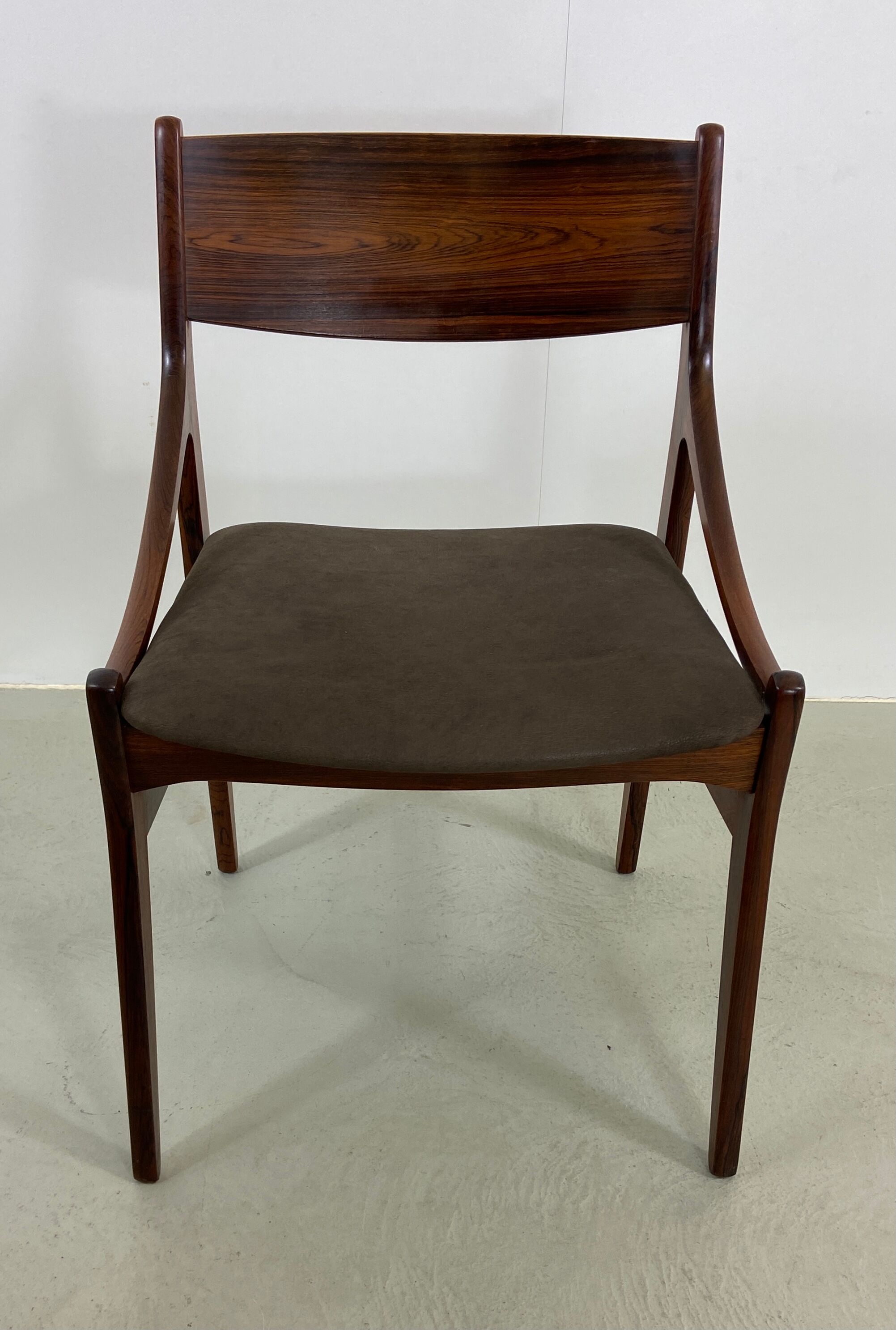 Danish Dining Chair in brazilian Rosewood, by Vestervig Eriksen