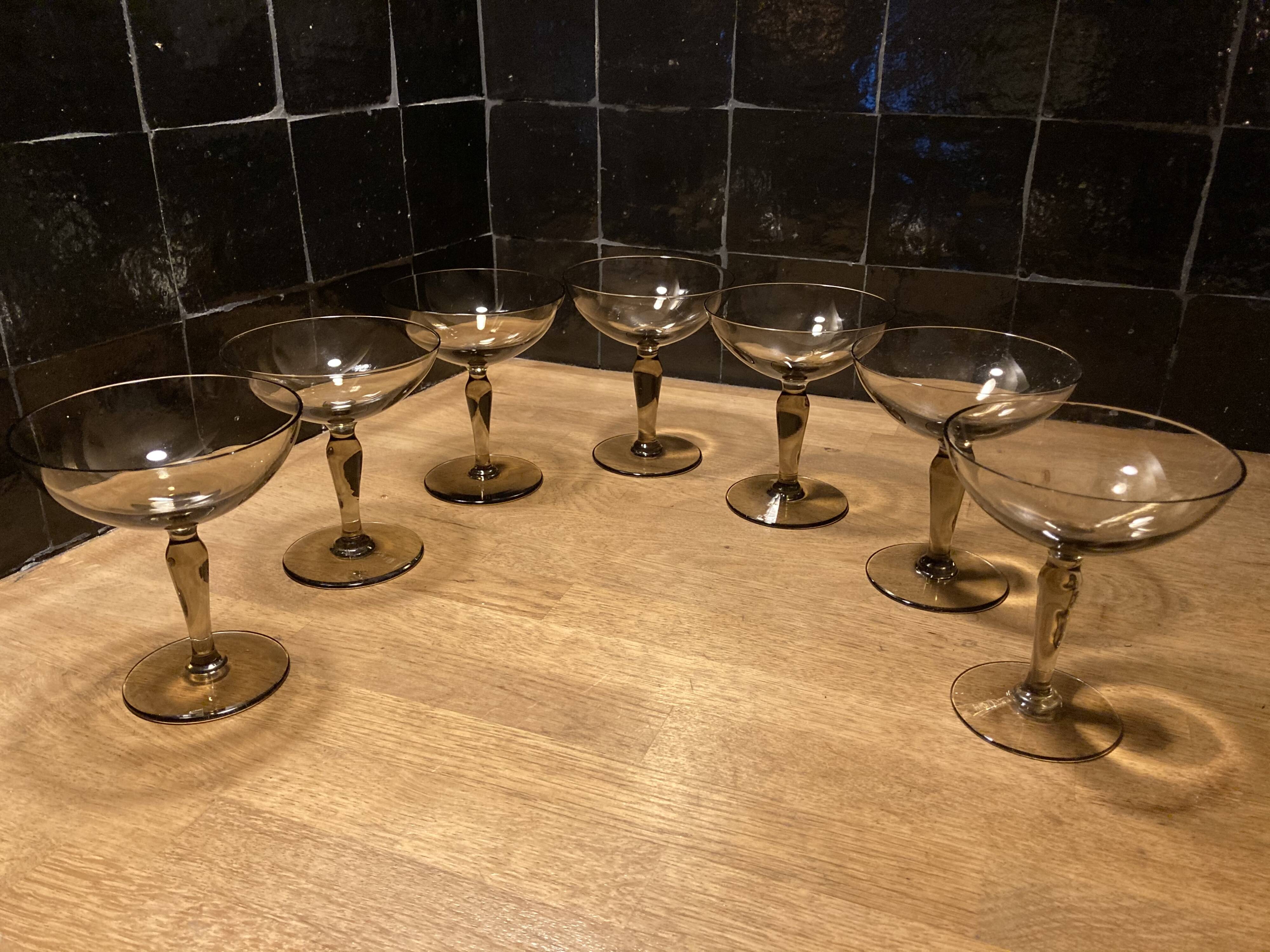 Lot of 7 champagne glasses smoked glass