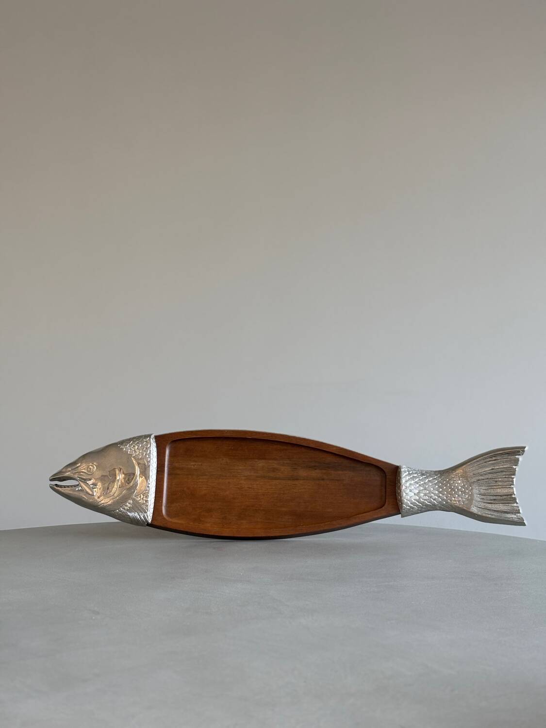 Vintage plateau de service en format salmon