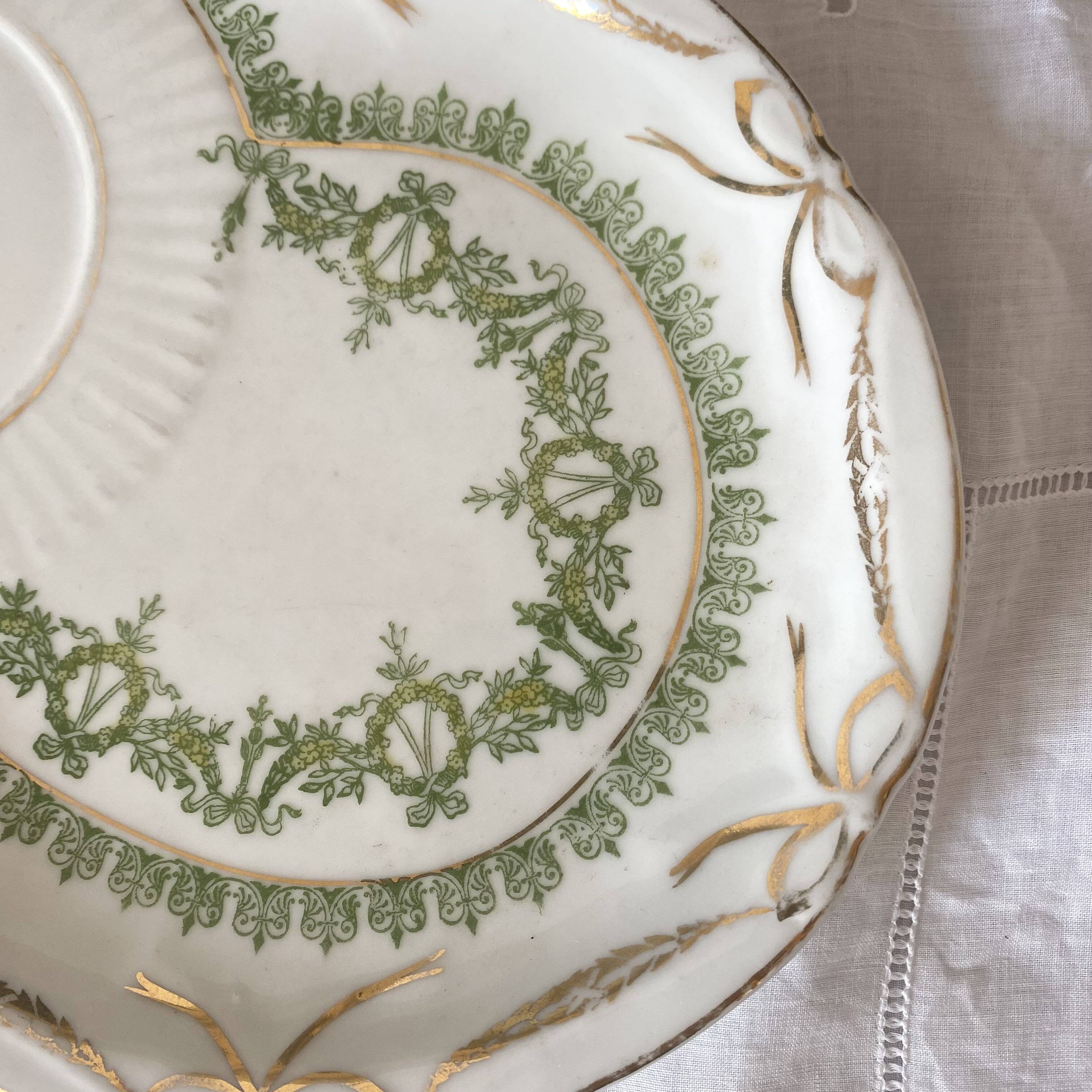 Selfish porcelain lunch plate