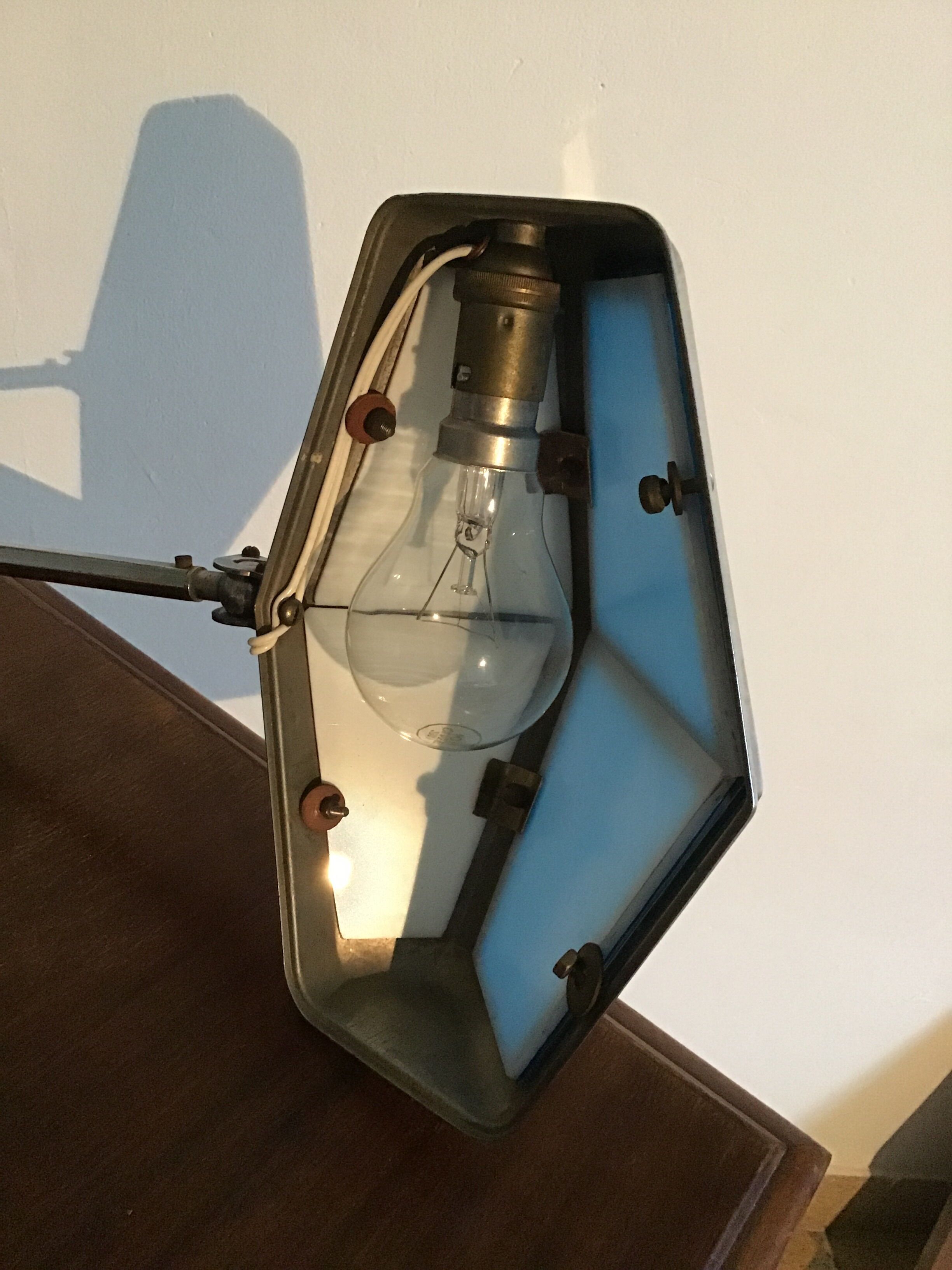 Pirouett table lamp