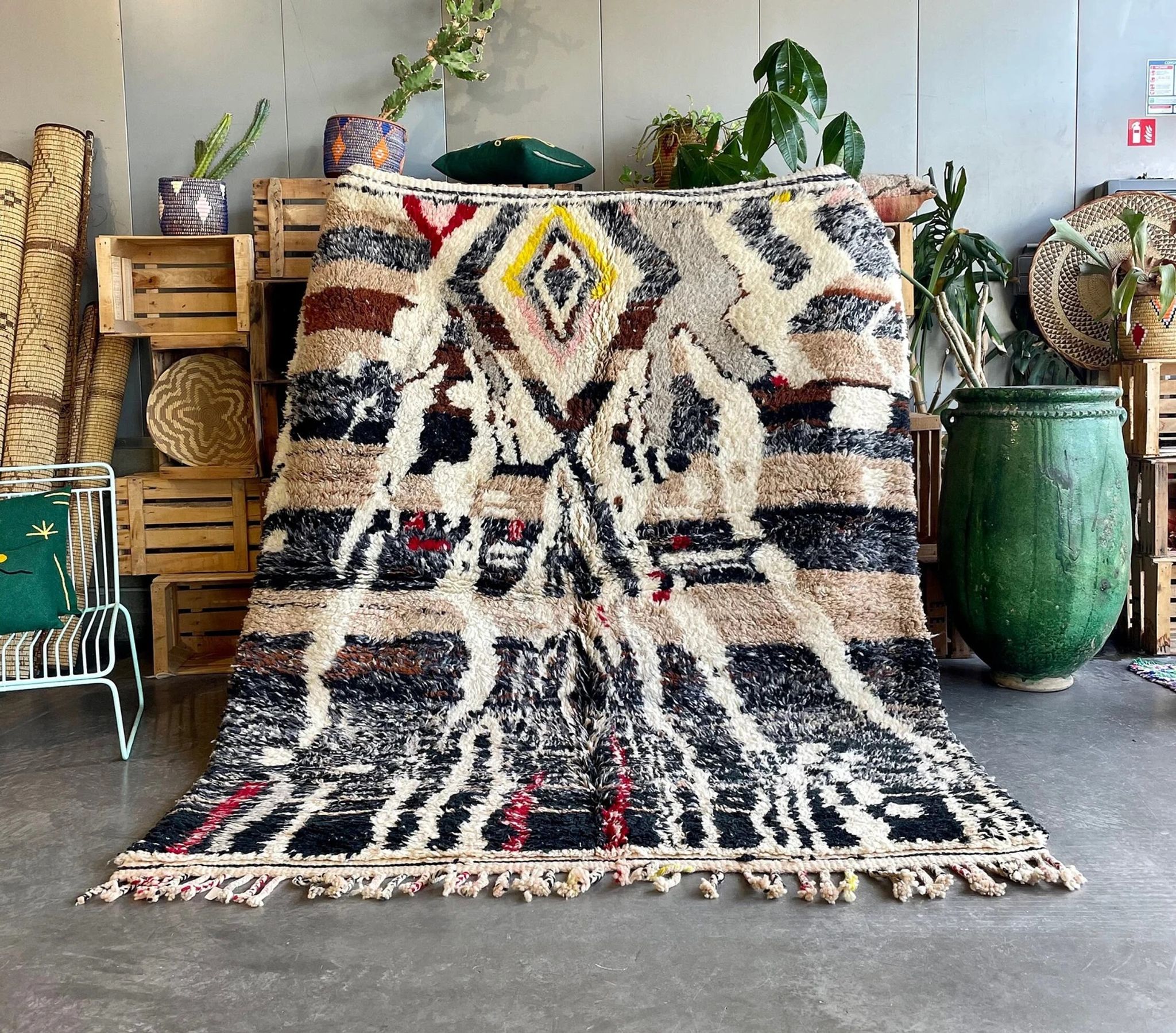 Large Moroccan Modern Living Room Carpet in wool, 210x260 cm