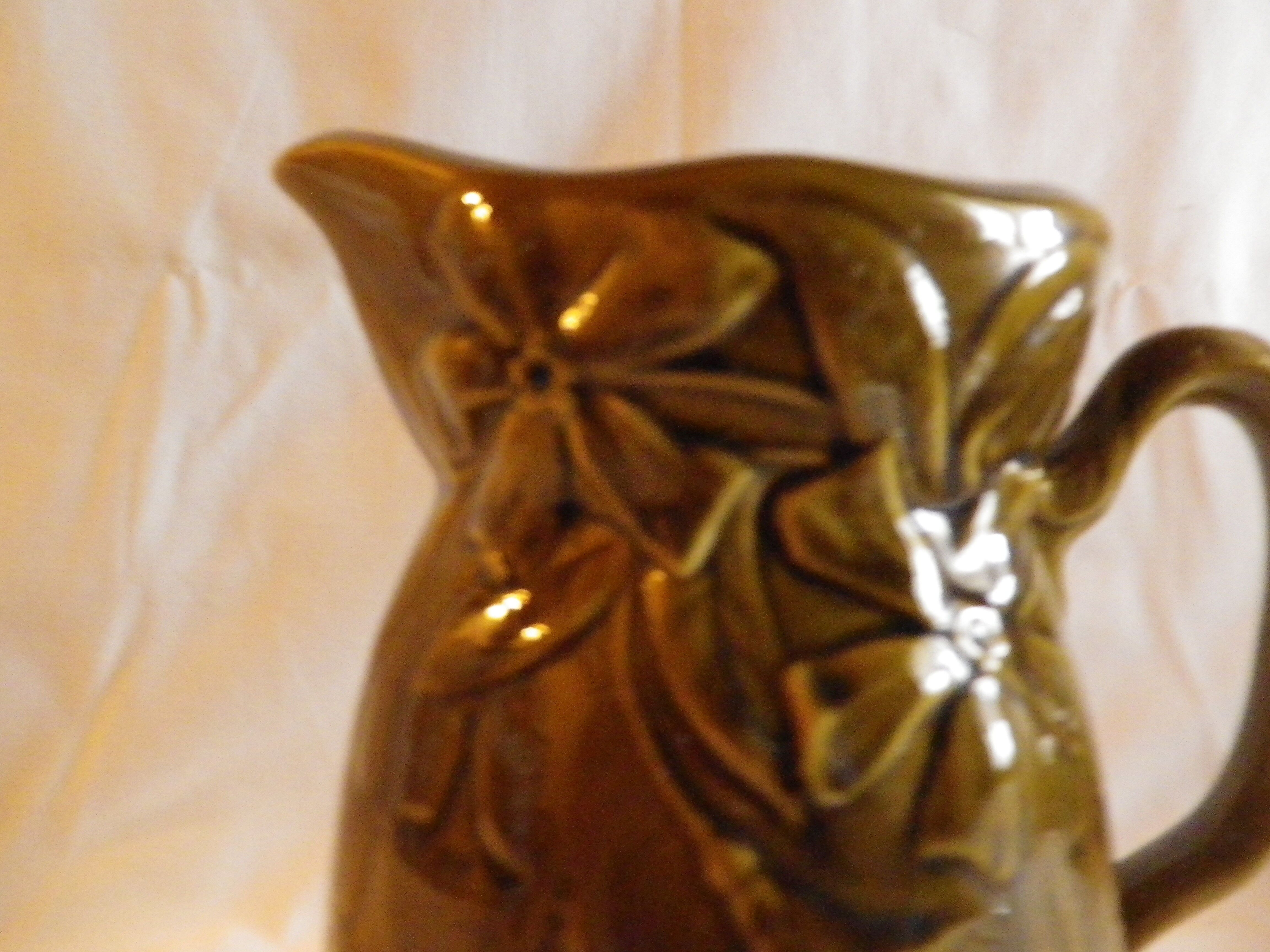 Pitcher slurry olive green