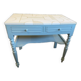 Small desk