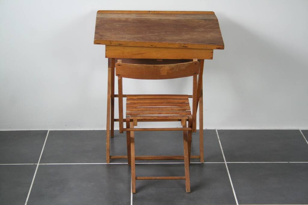 Ensemble bureau pupitre d’enfant et sa chaise pliants