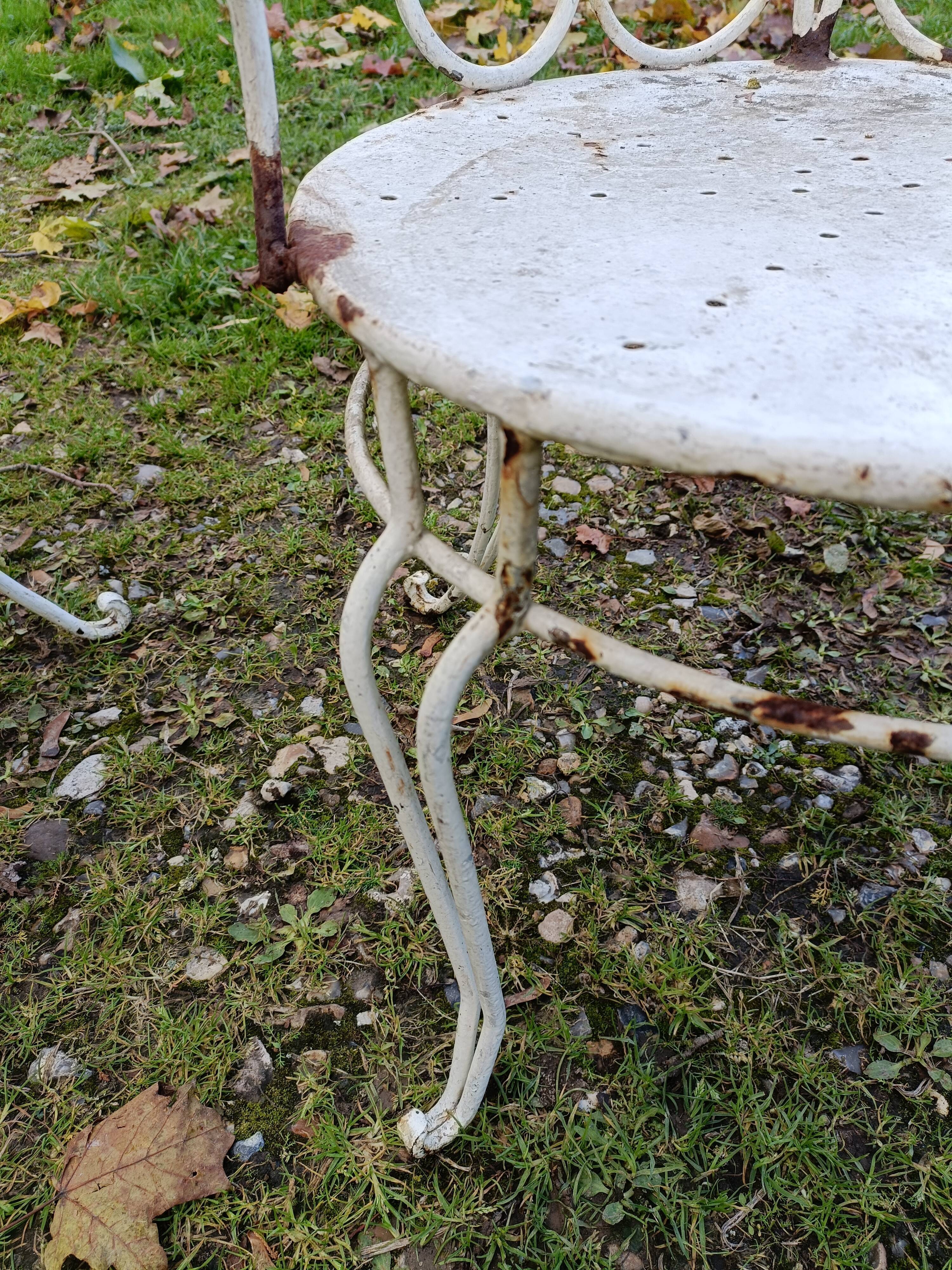 Paire de fauteuils de jardin anciens fer plein métal