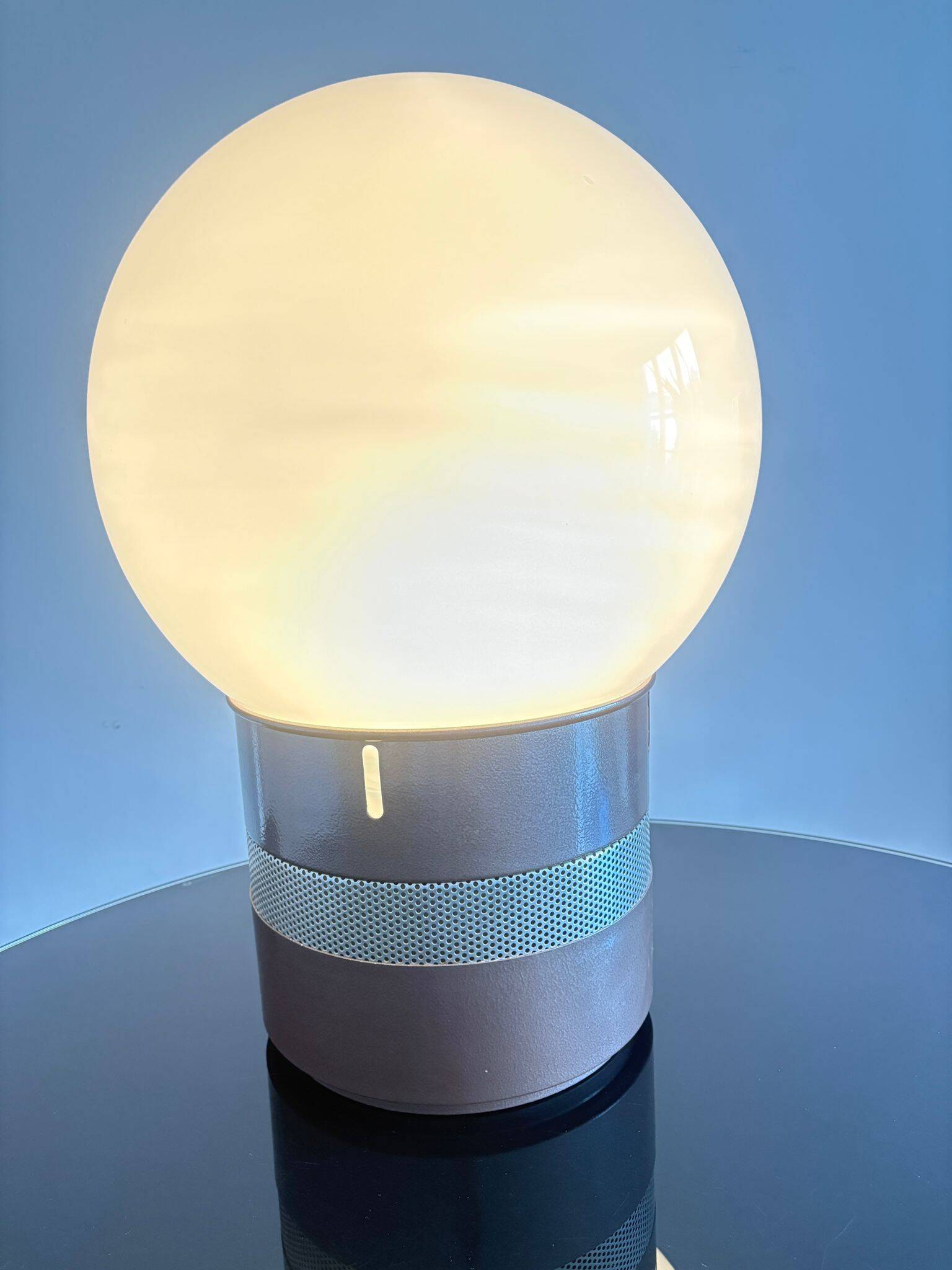 Mezzo Oracolo Lampada by Gae Aulenti by Artemide Design, Italia 1960
