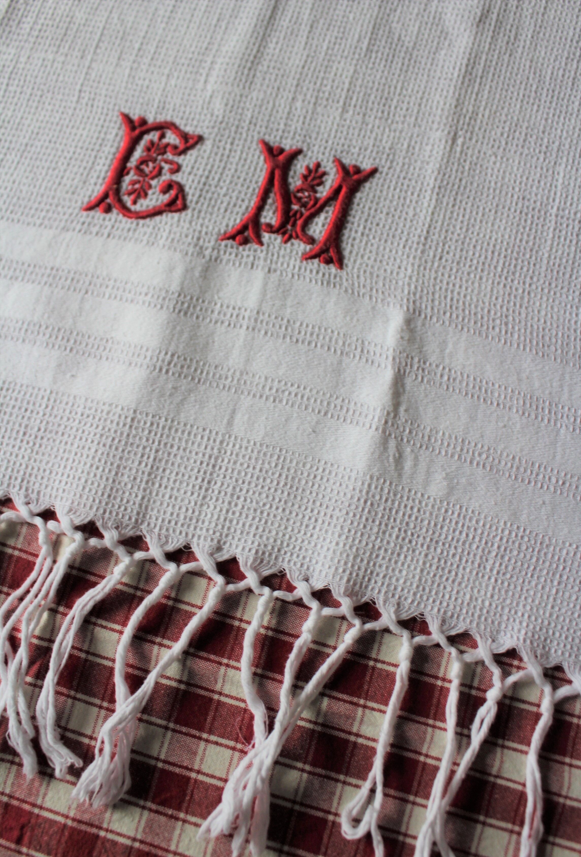 Lot 2 towel towels white honeycomb fringes monograms red E B