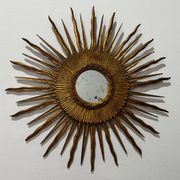 Miroir Soleil dit de Sorcière bois doré 20’s