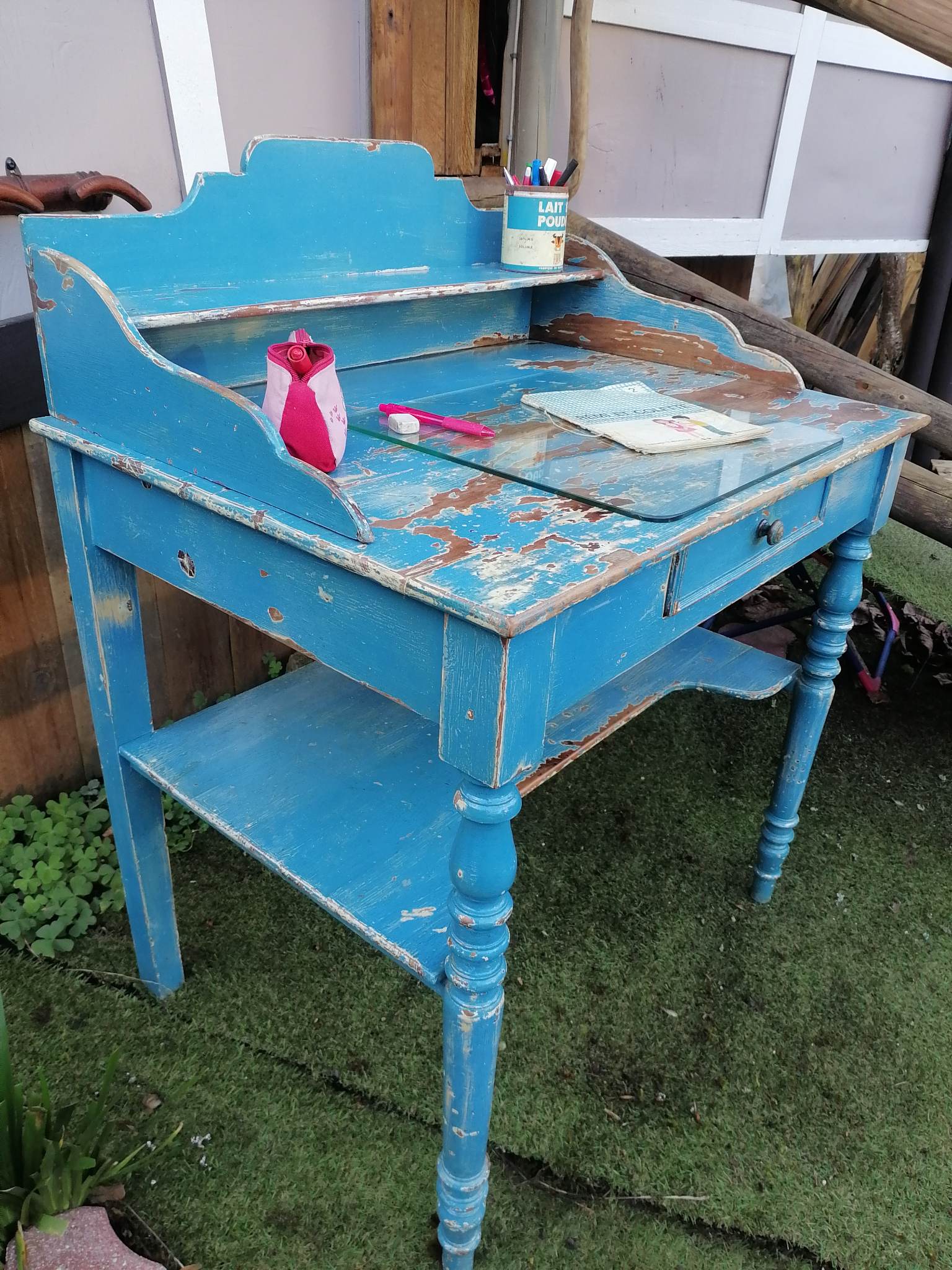 Toilet cabinet used in office