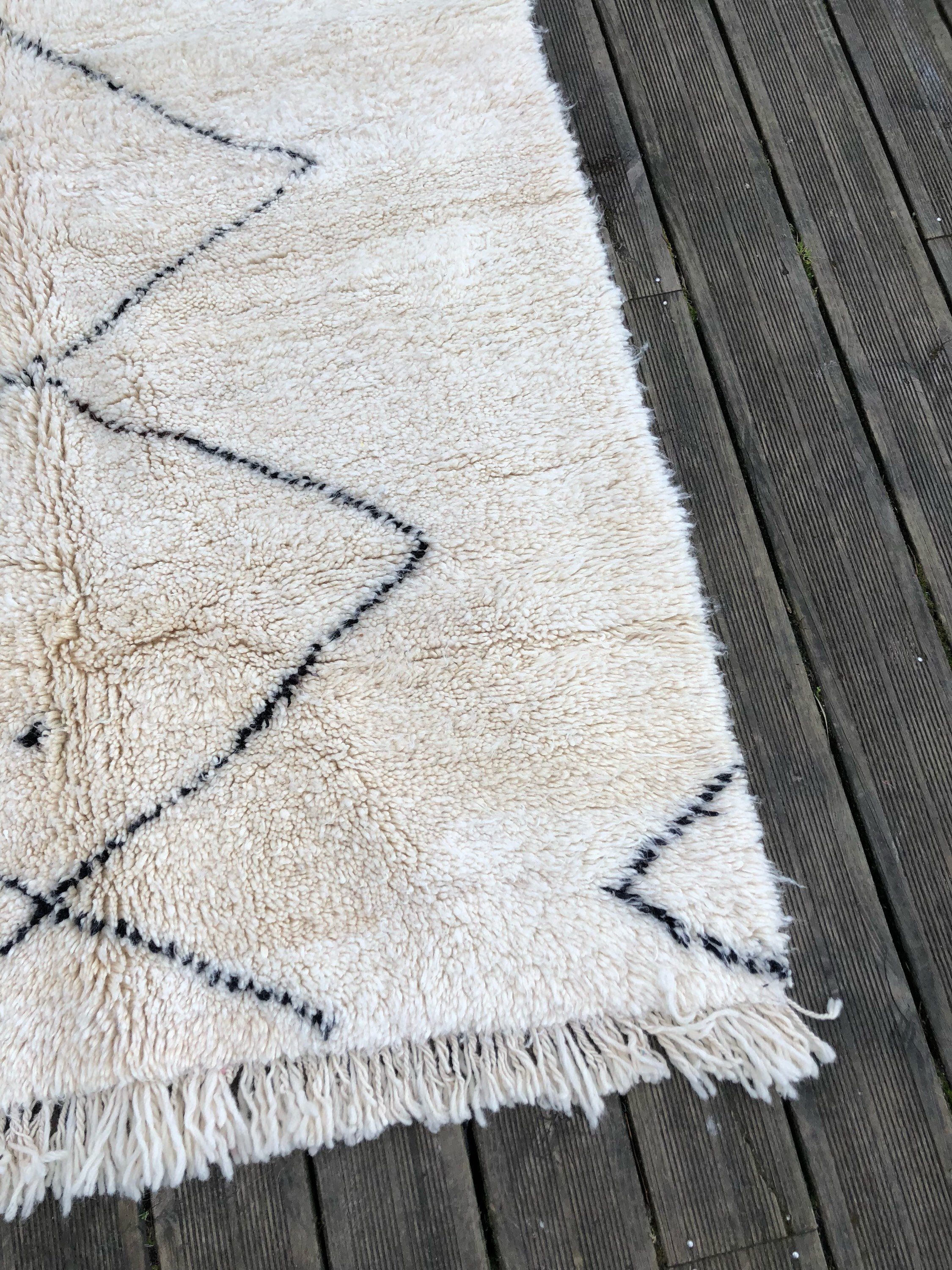 Tapis beni ouarain berber 210x140 cm
