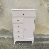 Asymmetrical chest of drawers