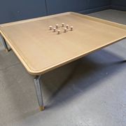 Table basse post-moderne en liège et en verre, années 1980