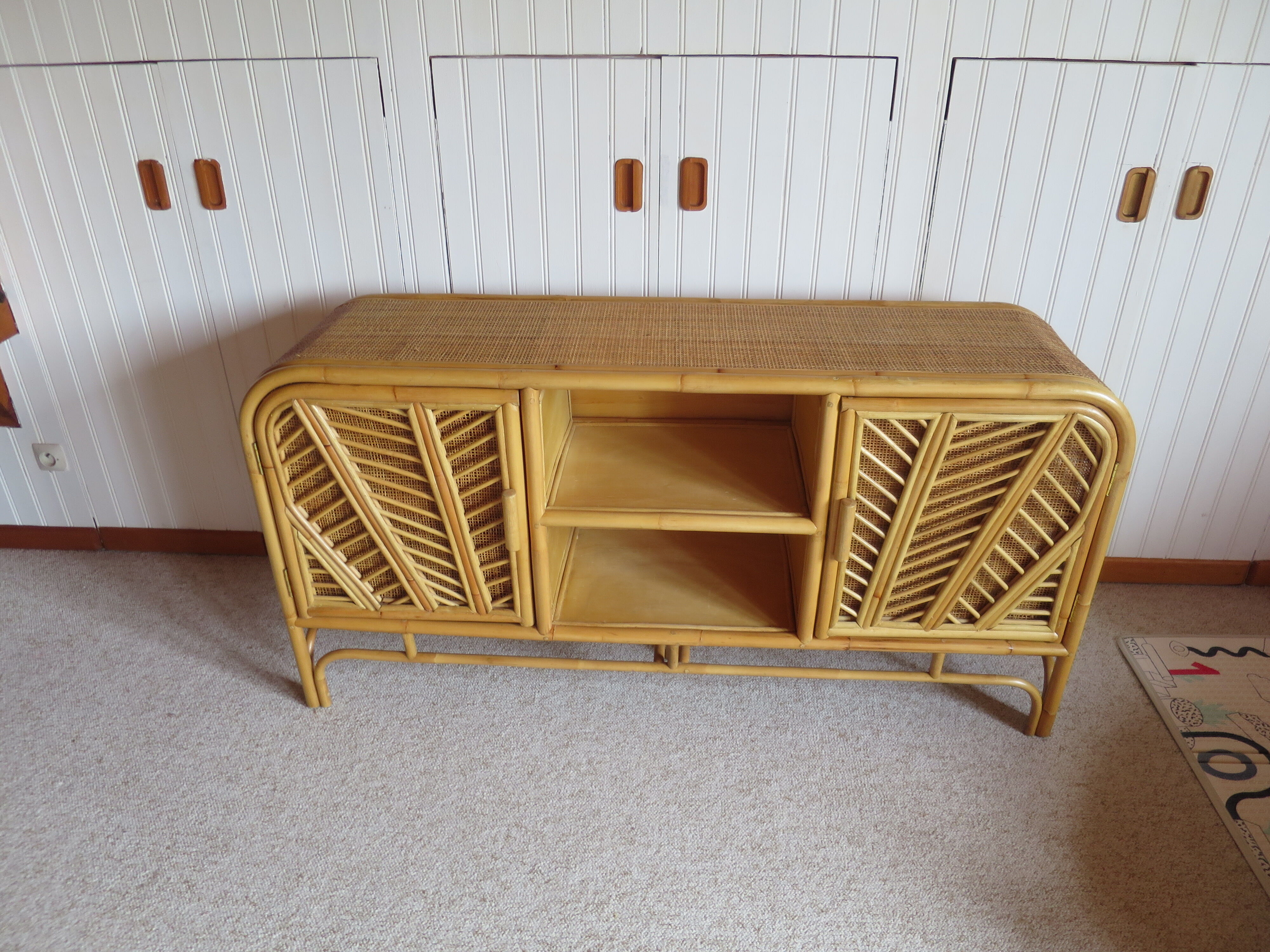 Buffet bas 2 portes -rotin tressé-bambou -cannage