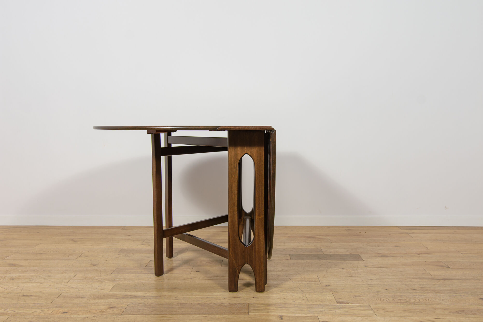 Mid-Century Teak Extending Dining Table from Jentique, United Kingdom, 1960s