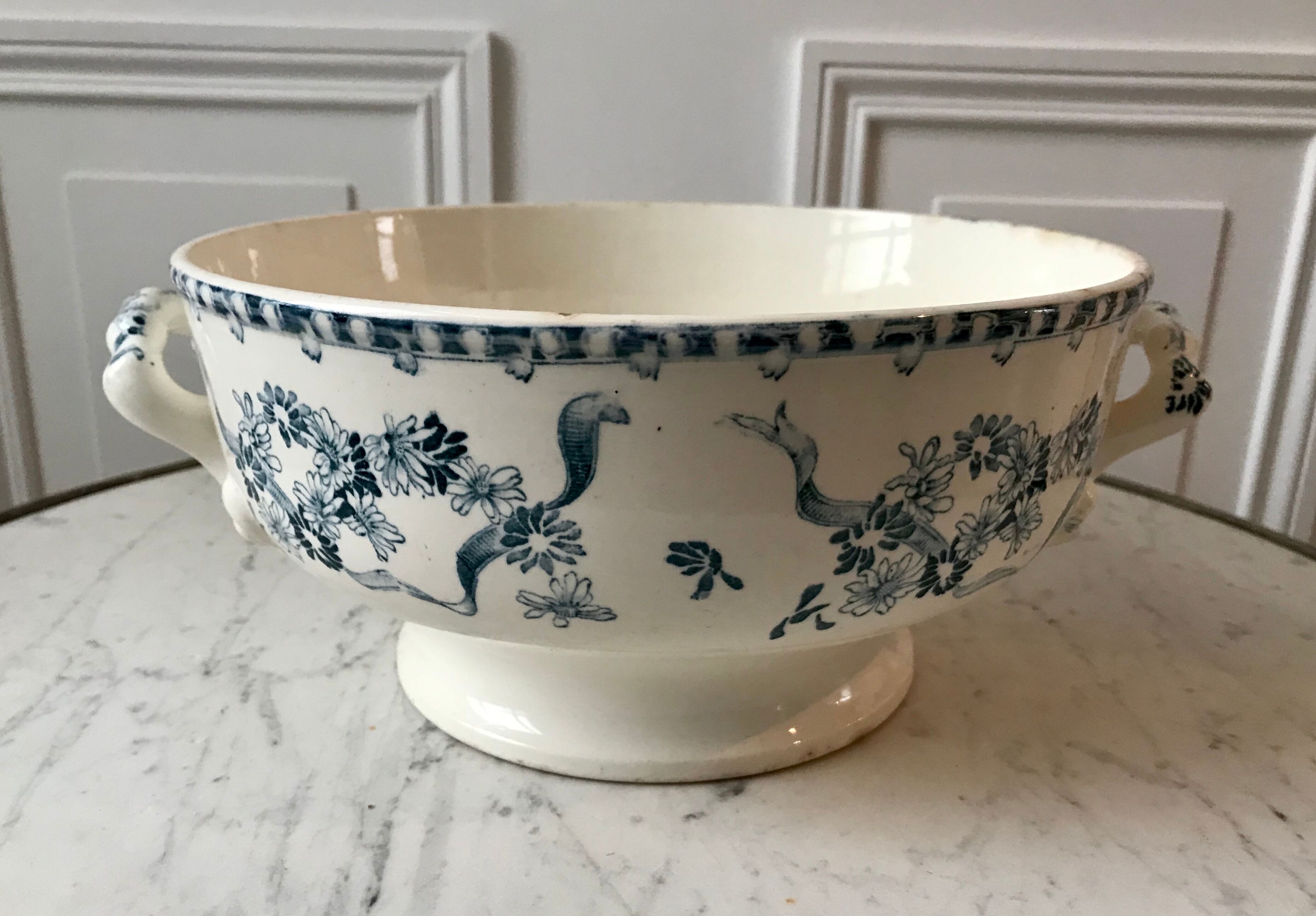 Salad bowl Iron Earth late nineteenth