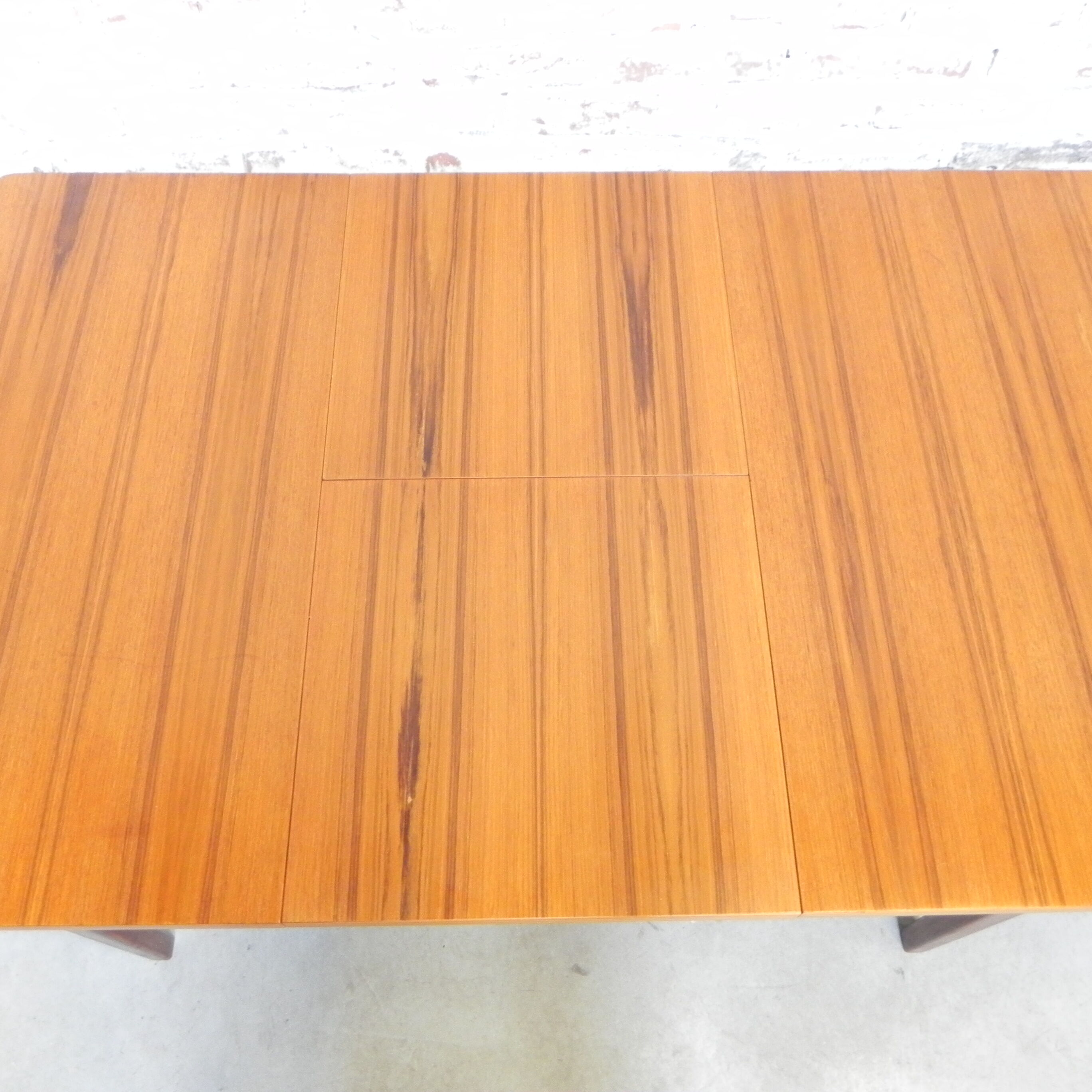 Danish vintage dining table extendable