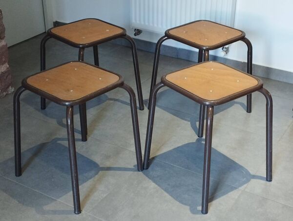 4 tabourets Mullca indus, atelier, école époque vintage