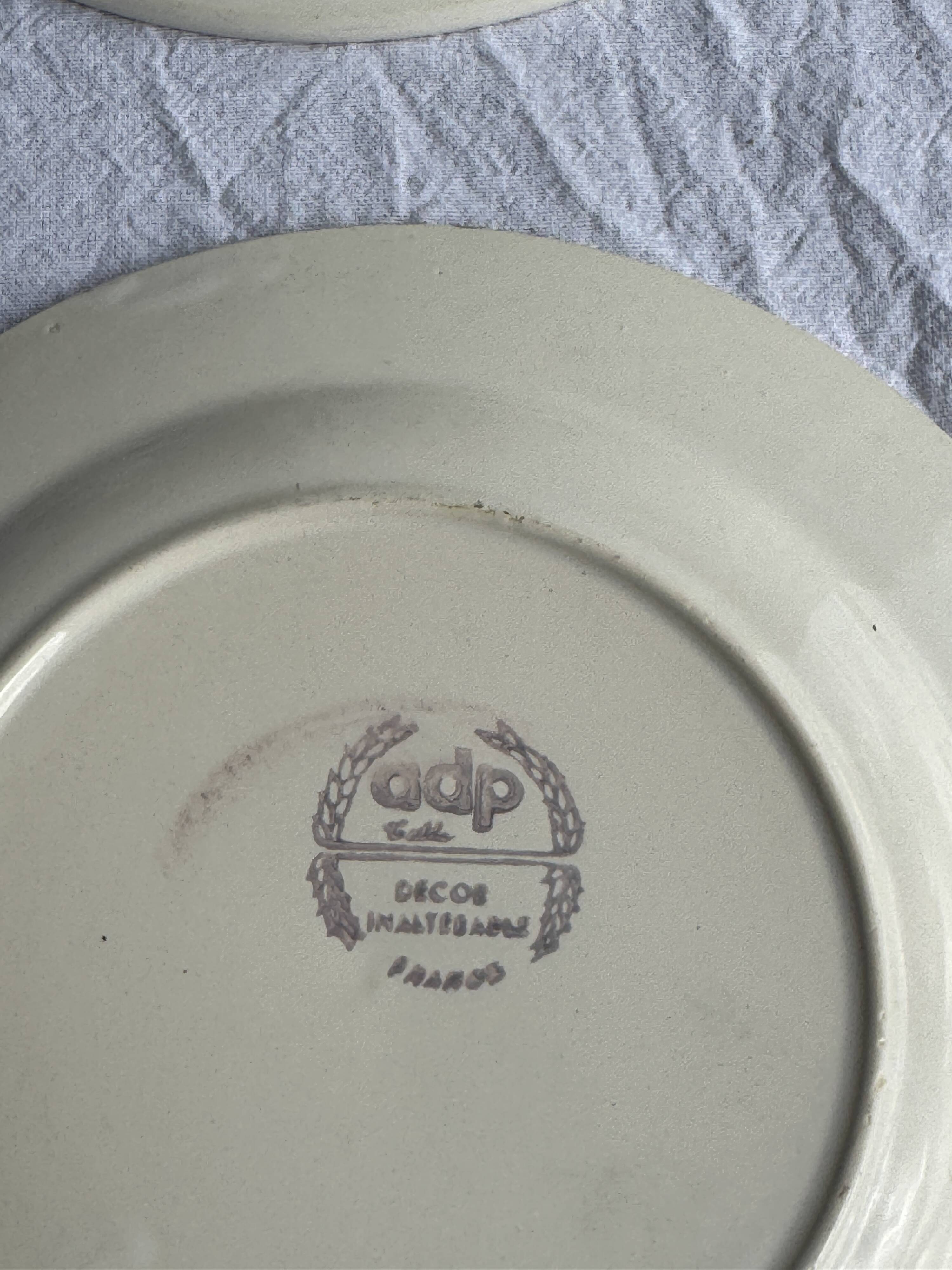 Set of 4 small vintage white dessert plates D21