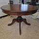 Table ronde ancienne à pied central – Ø 110cm