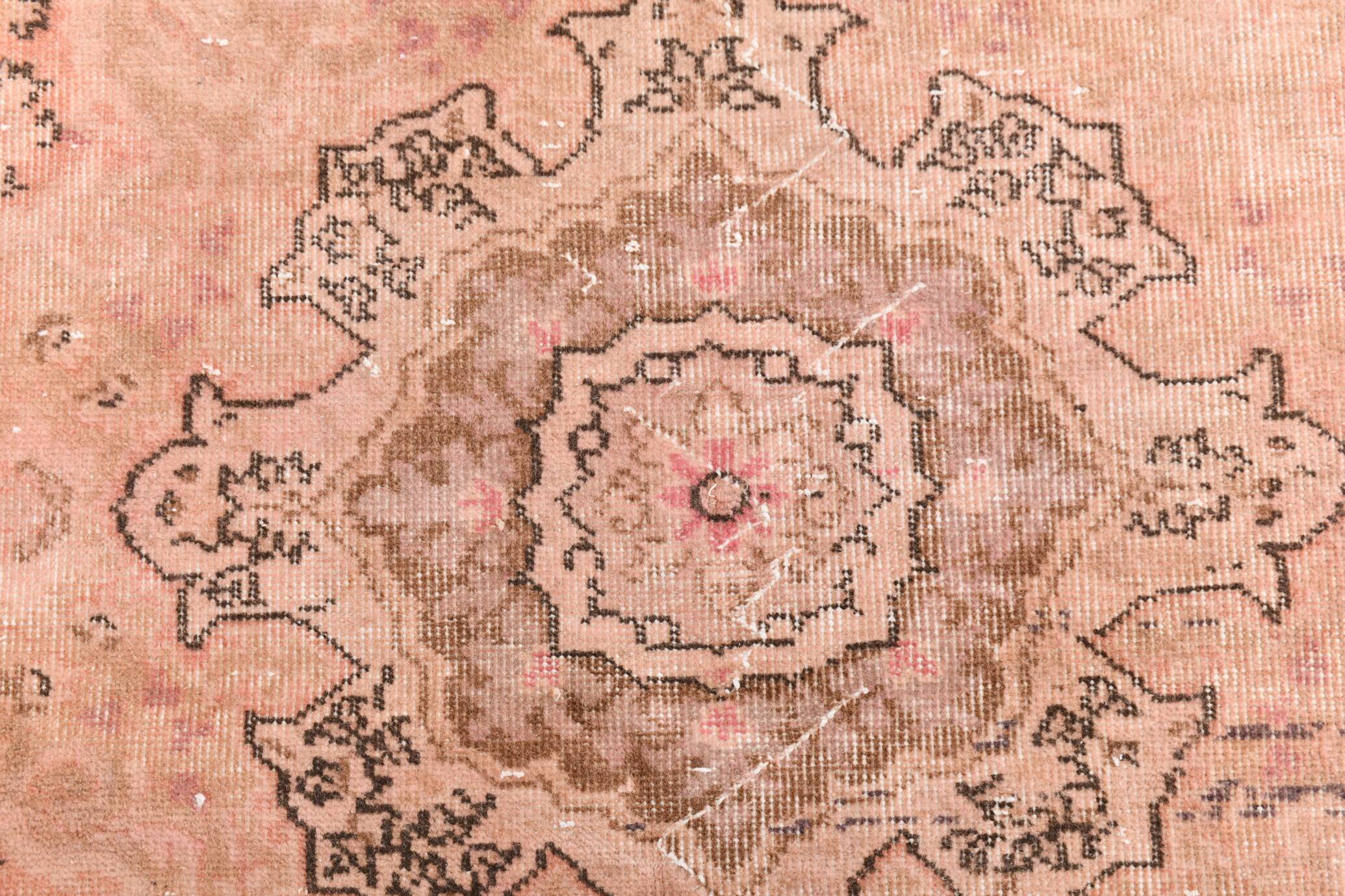 Powder Pink Classic Turkish Vintage Rug, 199x303Cm