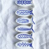 6 porcelain knife holders