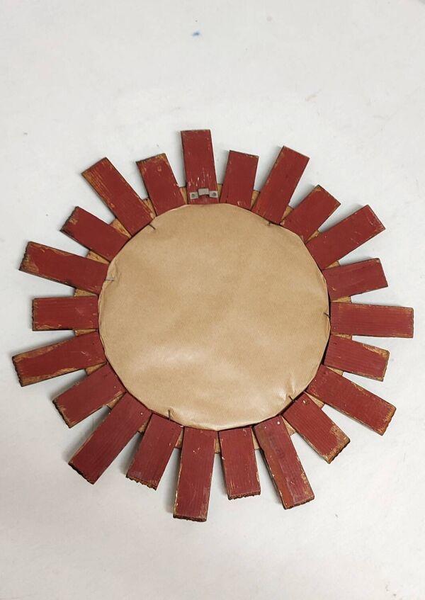 Miroir soleil en bois doré, Espagne, années 1960