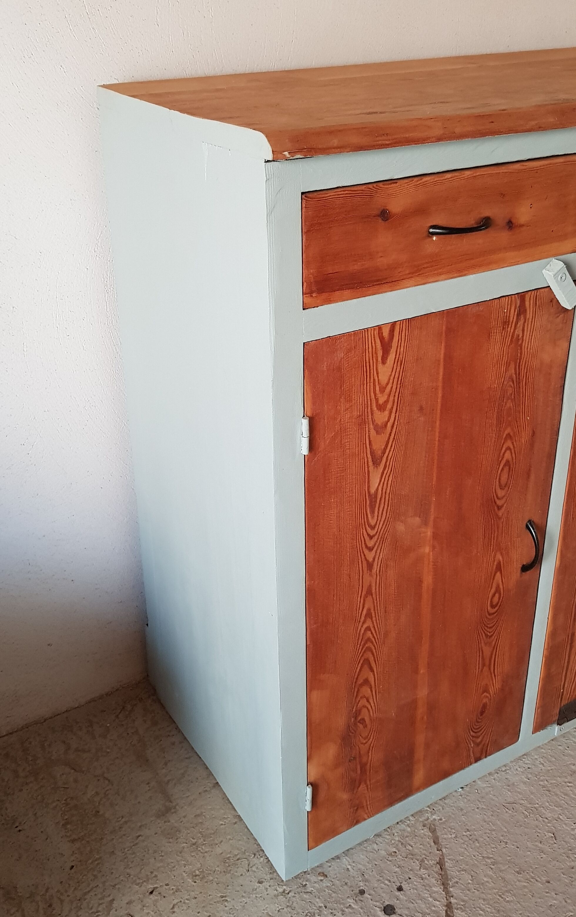 Vintage buffet