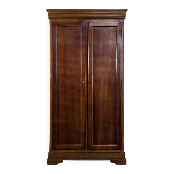 Armoire de style Louis Philippe en merisier