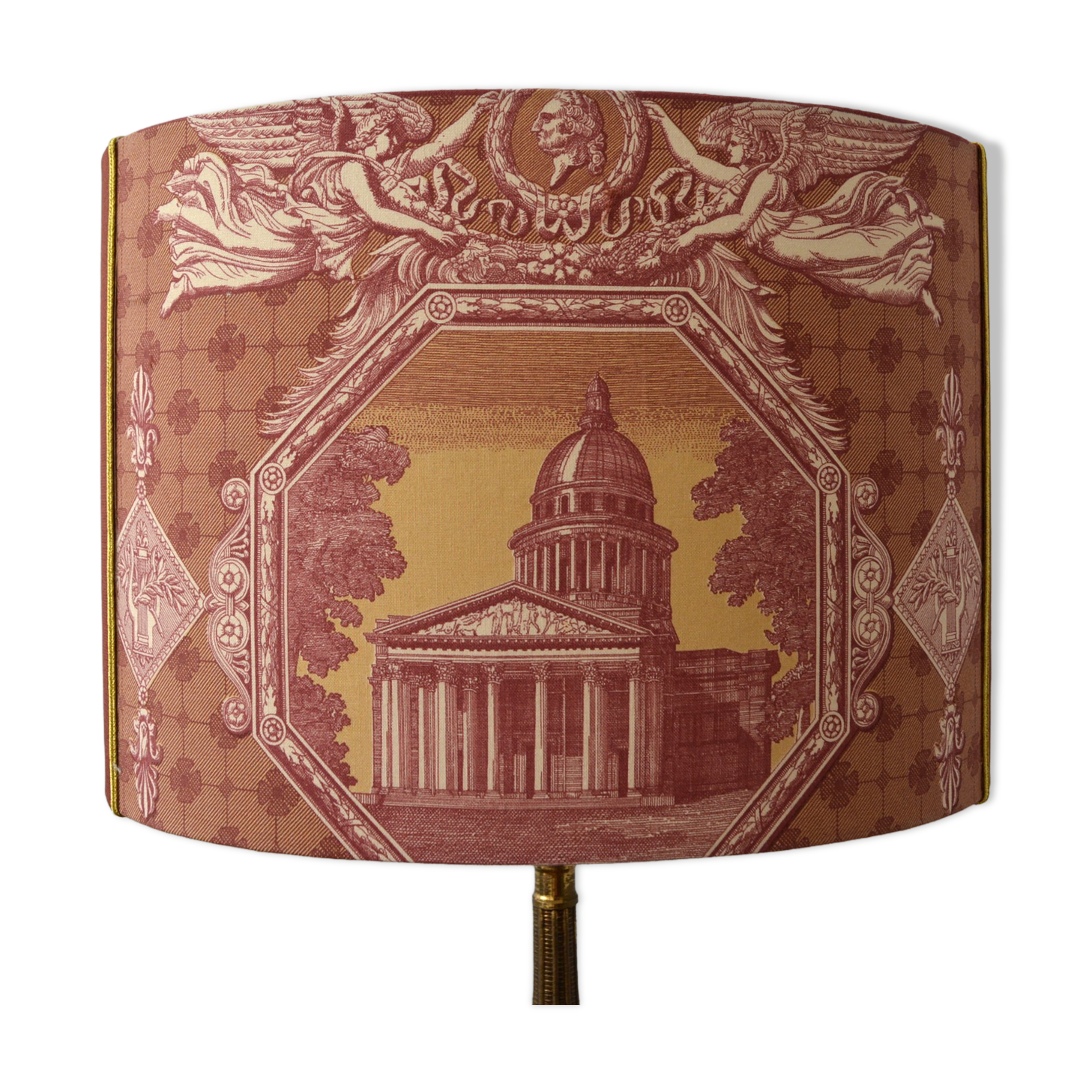 Jouy fabric lampshades with the "Monuments of Paris" pattern.