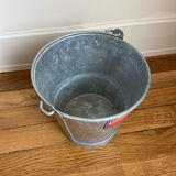 Zinc bucket