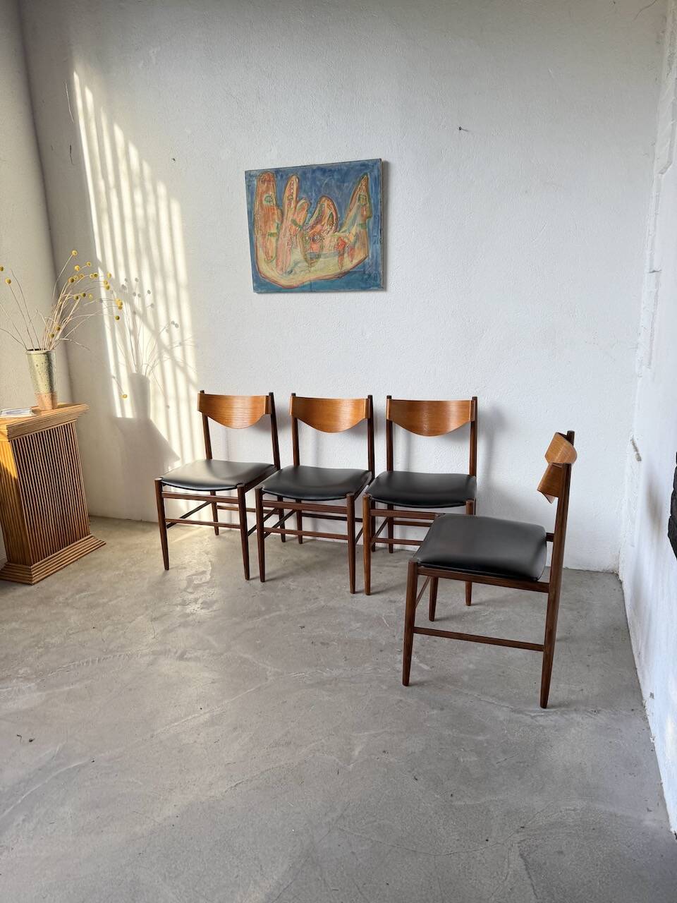 Set of 4 Italian chairs by Gianfranco Frattini.