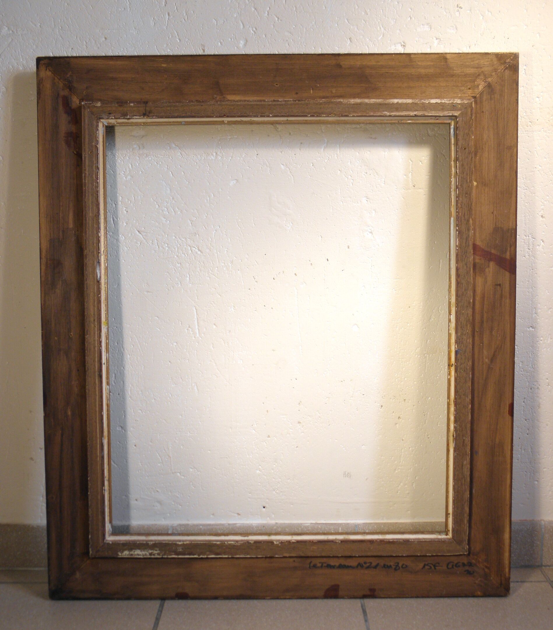 Gilded wood frame 85 x 74 cm