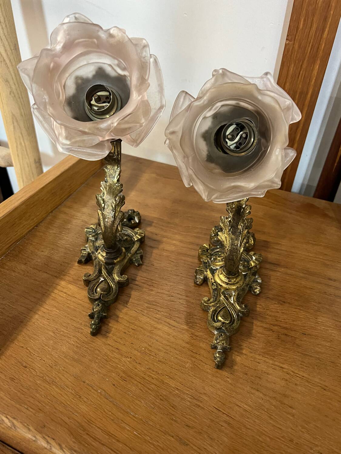Pair of Art Nouveau wall sconces in bronze