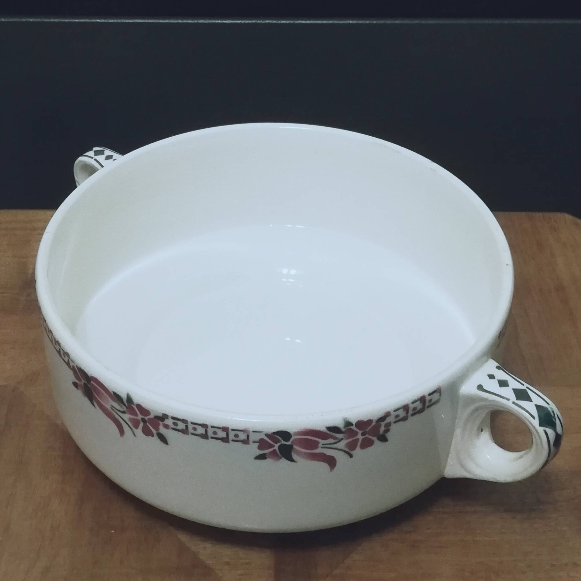 Saint Amand vegetable dish diameter 26cm