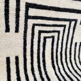 Berber rug in pure wool, size 150 x 250 cm