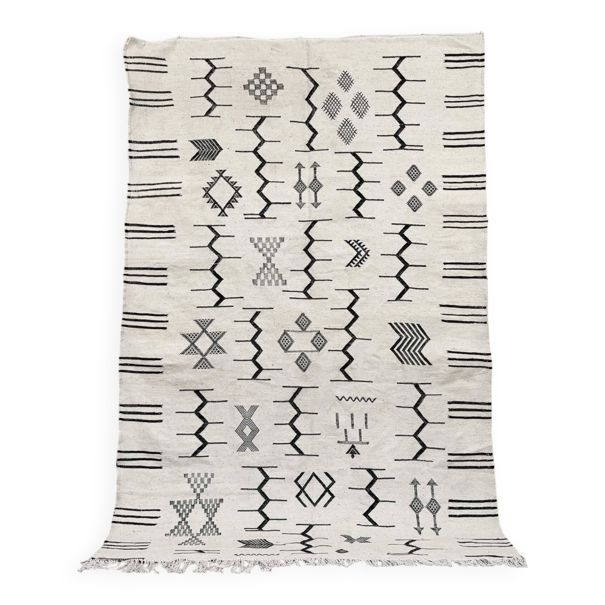 Berber kilim rug • Modern black and white