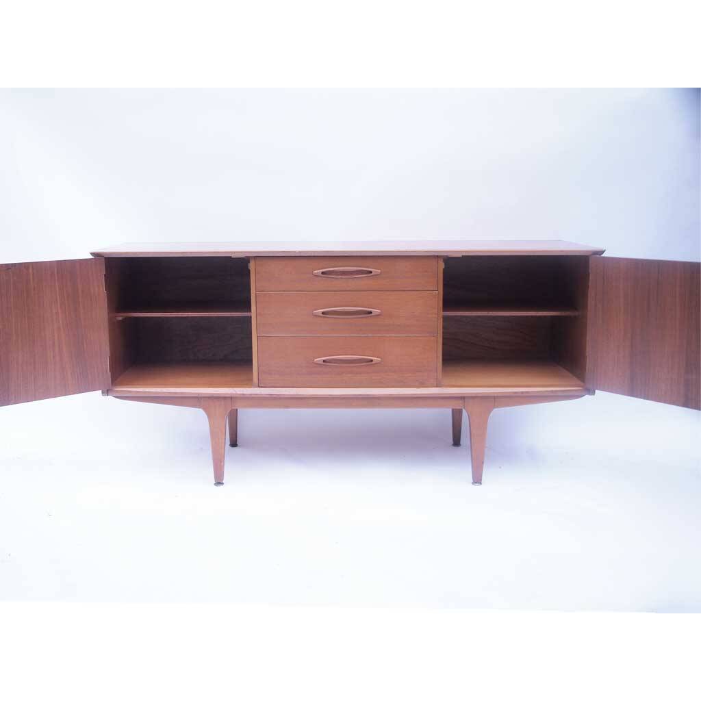 Small Jentique vintage Scandinavian enfilade