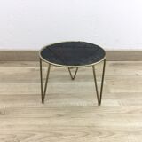 Tabouret porte-plante perforé