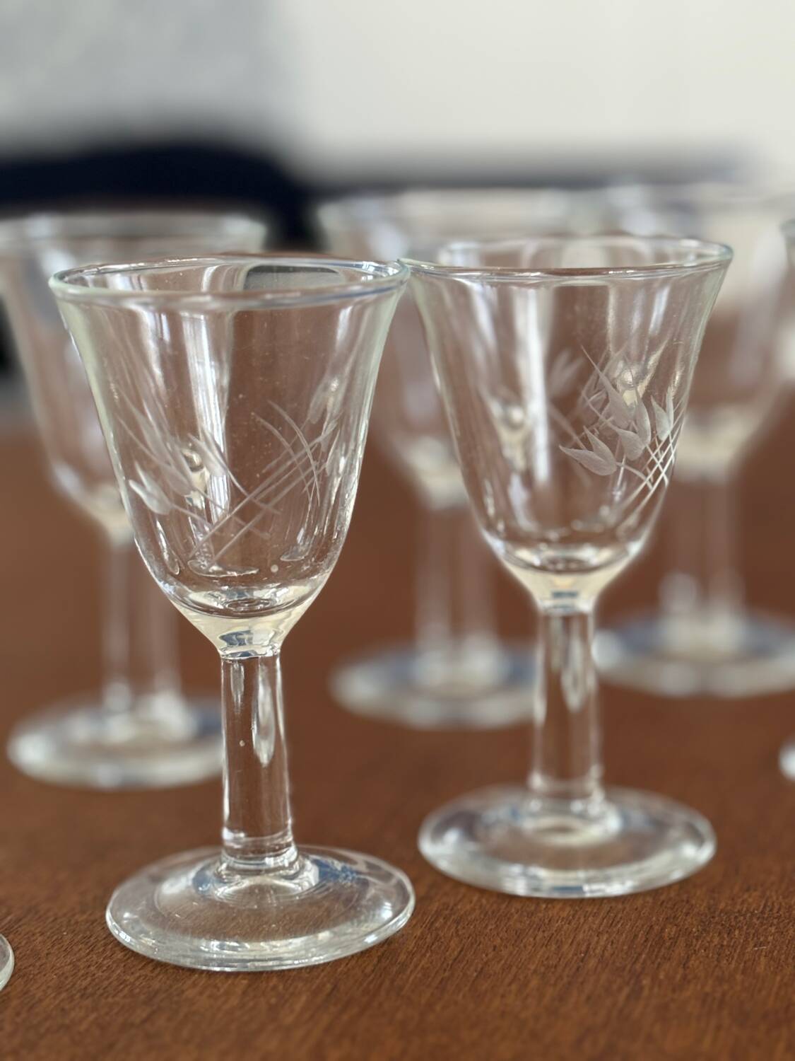 cracked crystal liqueur glass with wheat ear pattern - vintage liqueur glass - crystal tableware - set of 8