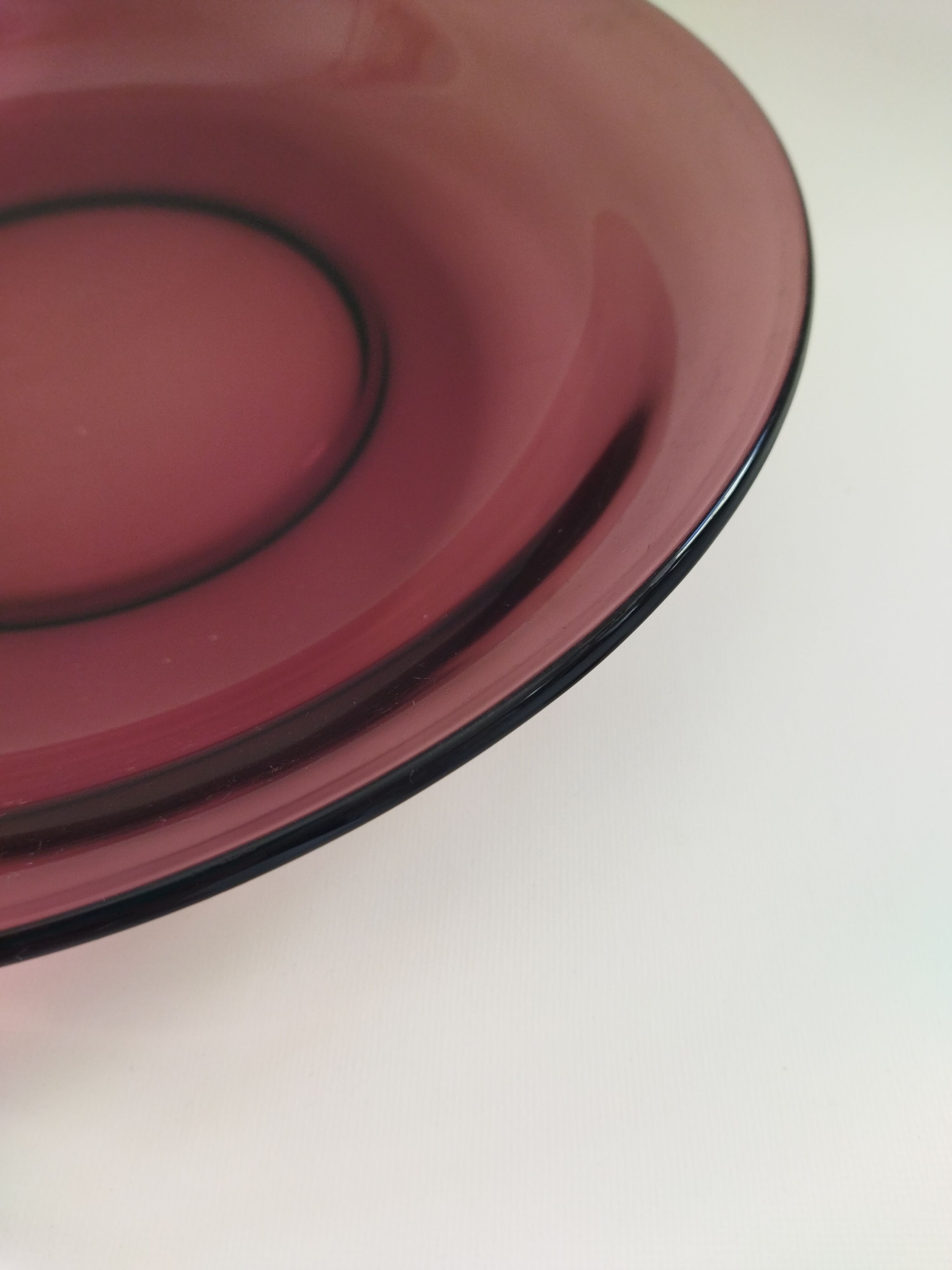 Amethyst Vereco hollow dish