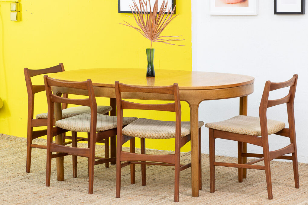 Vintage Scandinavian Table - 152 cm