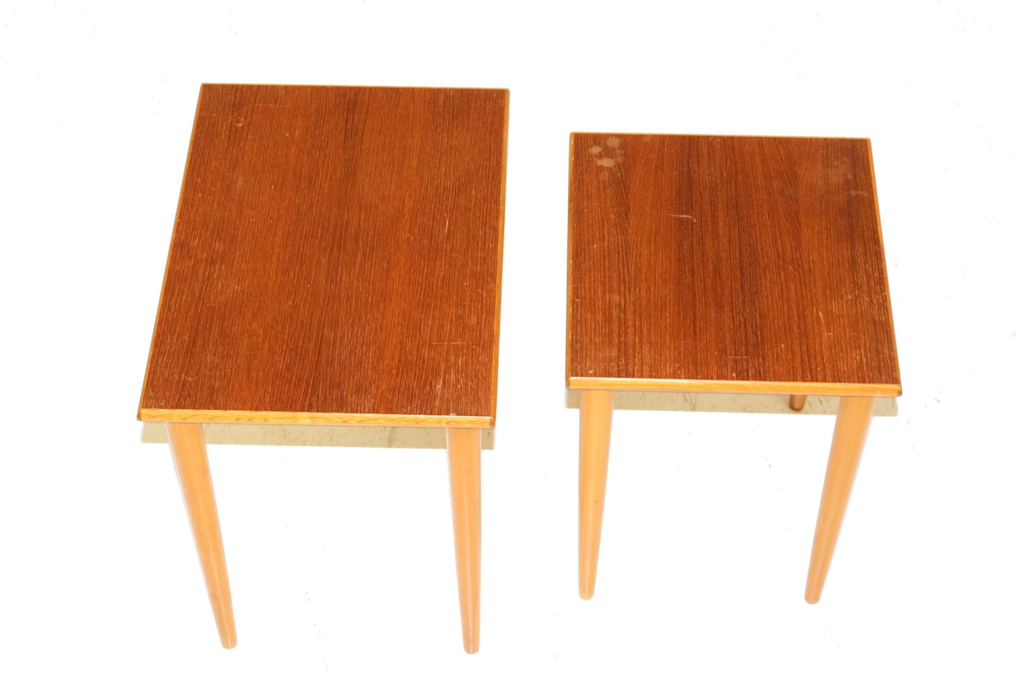 Tables gigognes Suède 1950