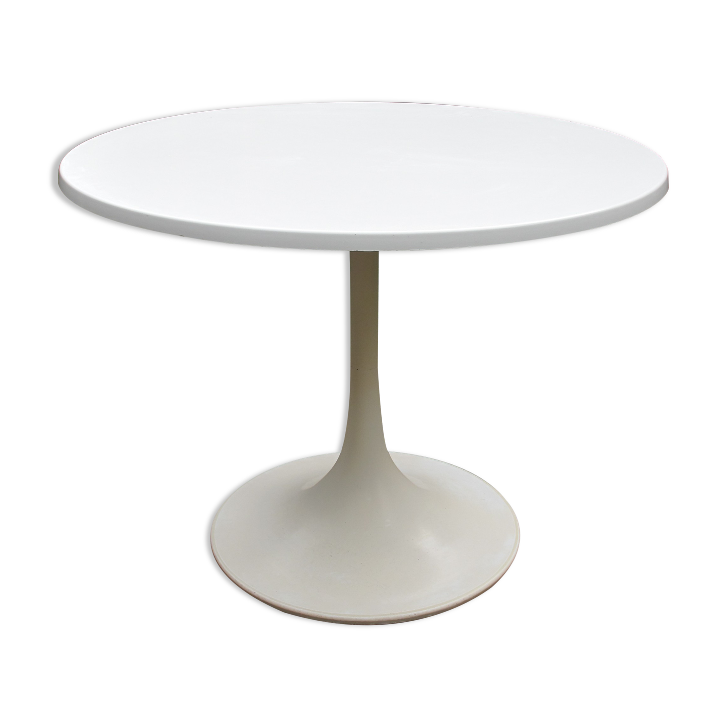 Werzalit Dining Room Tulip Table Molded Laminate