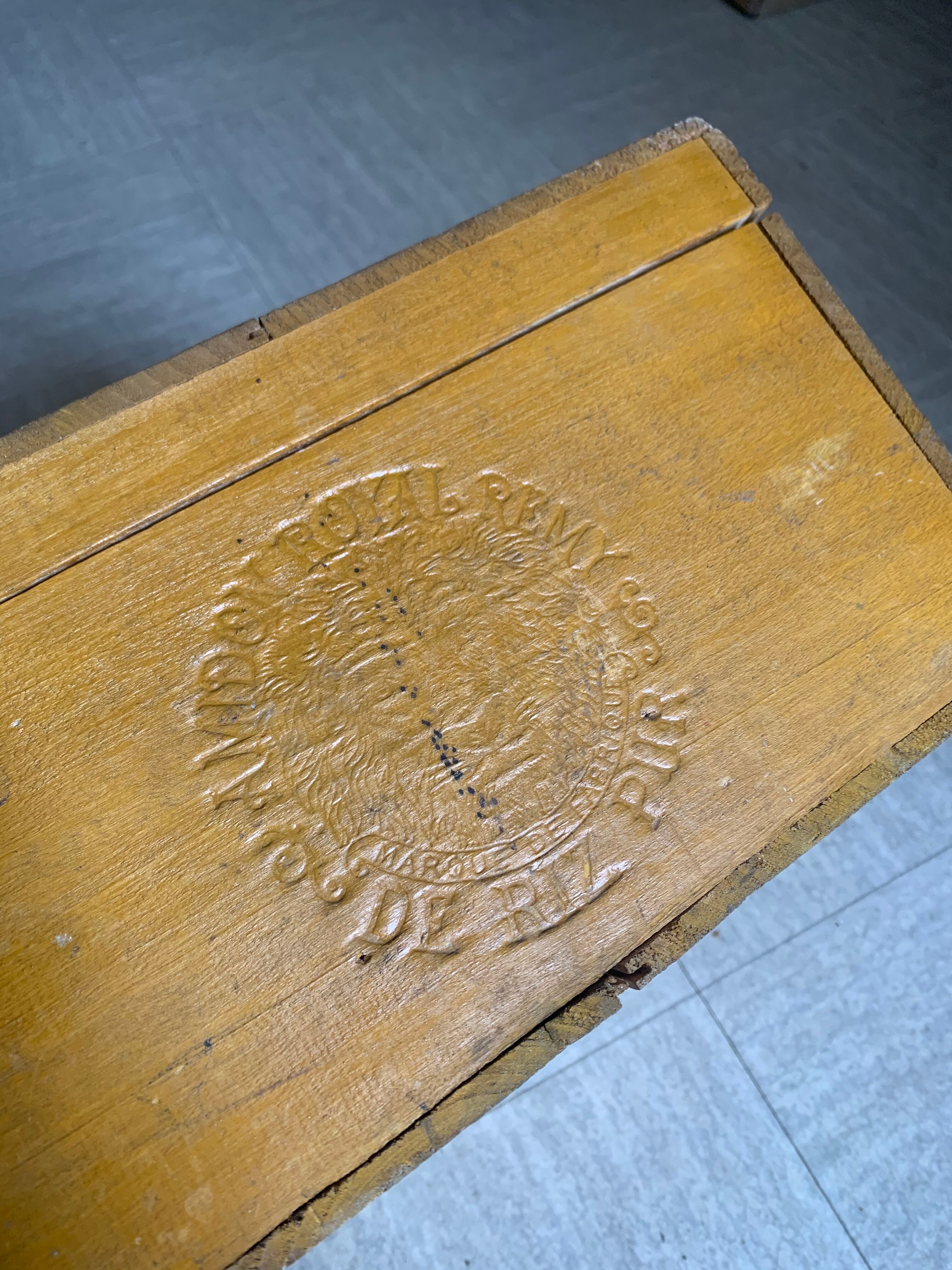 Wooden box L'Amidon Remy