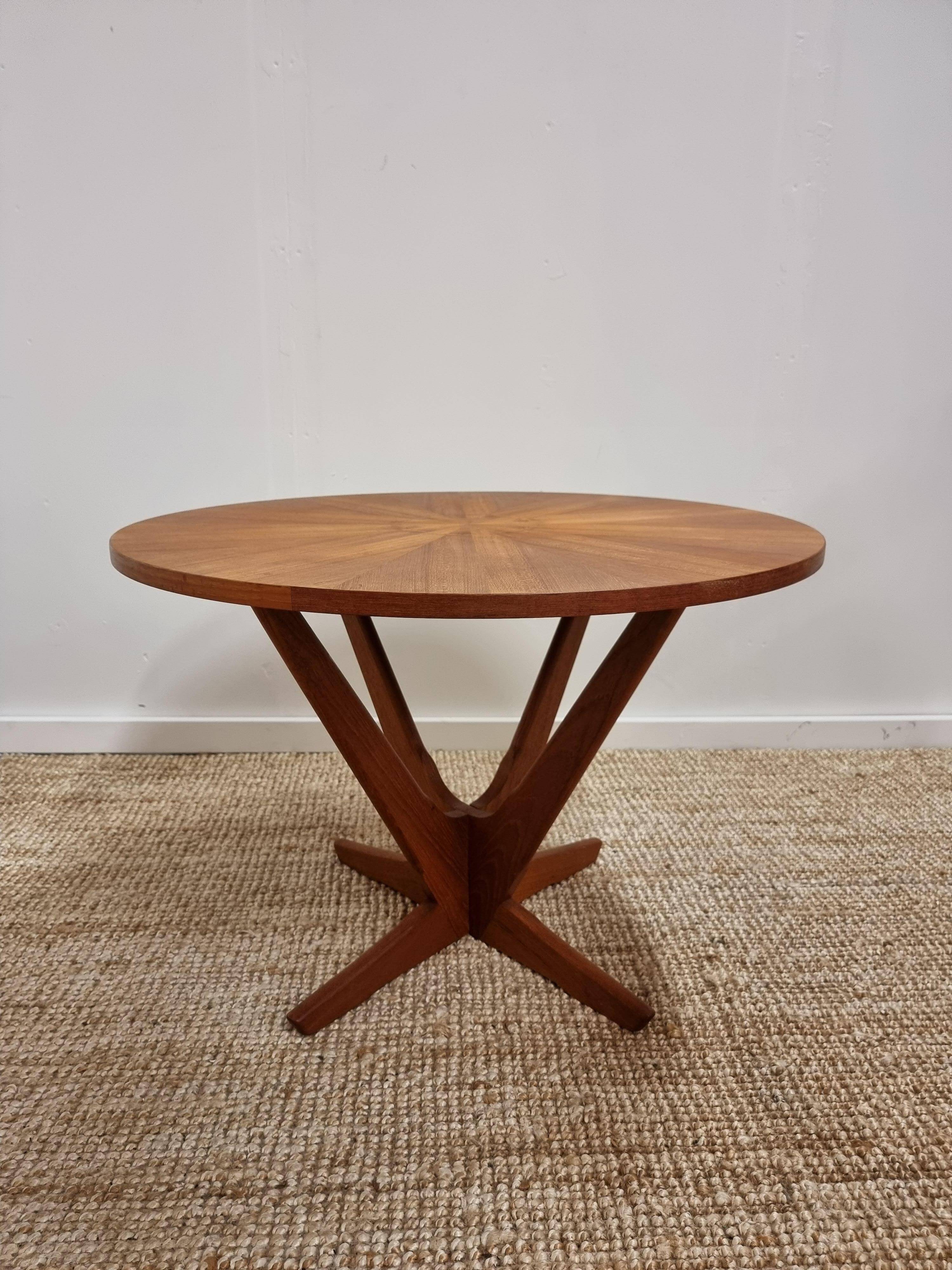 Søren Georg Jensen, coffee table ''Kubus'' for Tønder Møbelfabrik, Midcentury